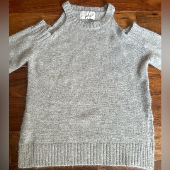 J.O.A Cold Shoulder Gray Sweater - Picture 2 of 11